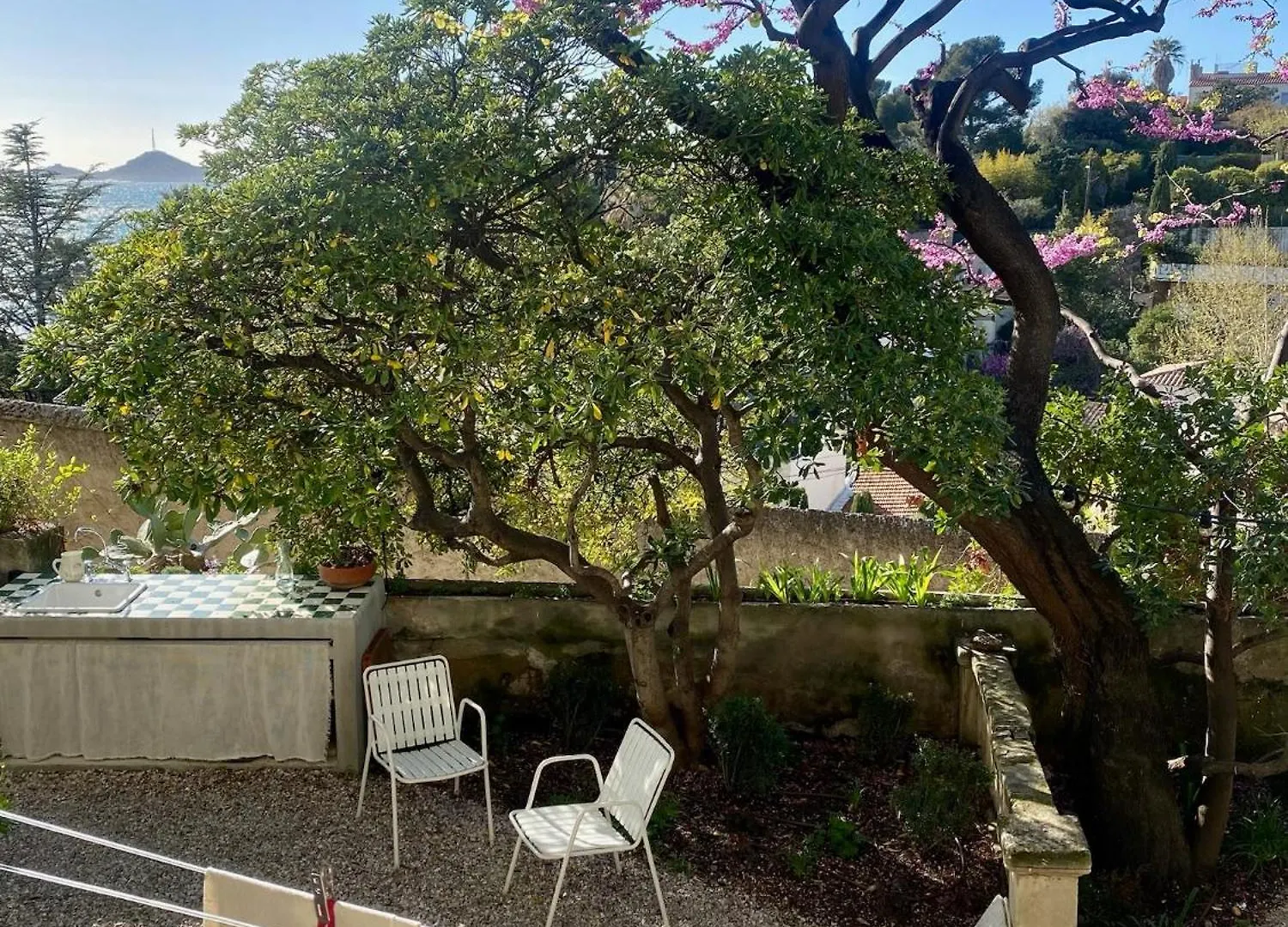 Holiday home Villa Medje, Sur La Corniche Kennedy Avec Vue Mer Marseille France